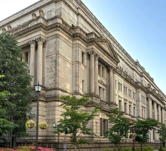 日本最大银行CEO呼吁早点加息 表明央行行动或不