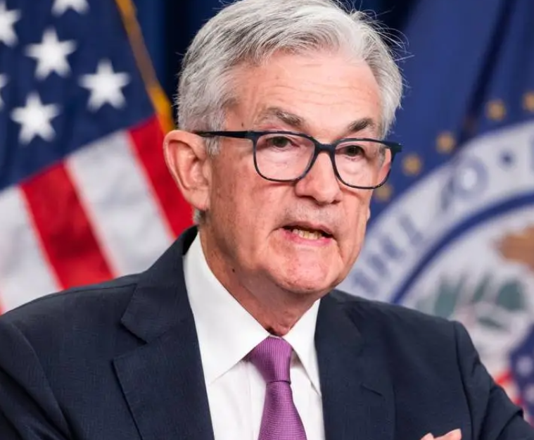 三位前美联储主席和四位前财长联名批评特朗普