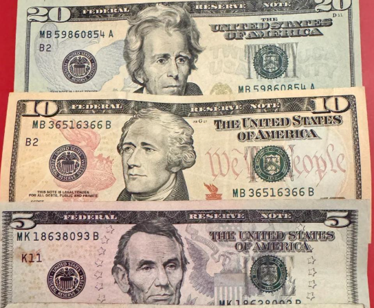 美元下行压力积聚 交易员权衡美国协助日本干预